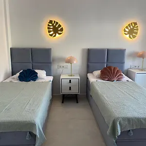 Tres Terrazas Ocean View Apartment Costa Adeje (Tenerife)